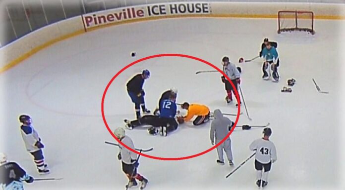 Sekundy od tragedii. Rywal z tafli stał się aniołem stróżem z defibrylatorem w dłoni. Hokej