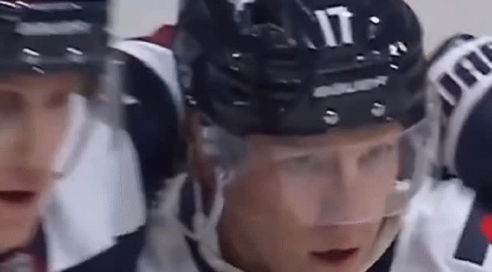 Raport z NHL. Komentator krzyknął na wizji: Nasmaruj tyłek masłem